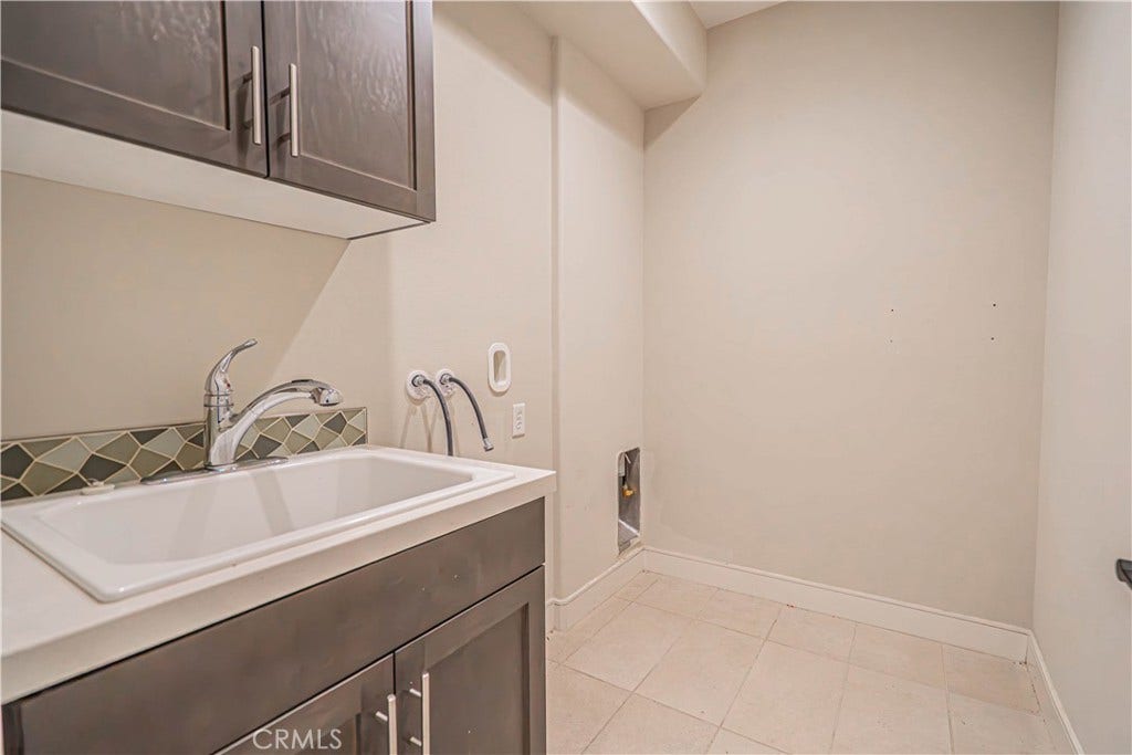 2041 Cork Oak Street, Palmdale, CA 93551 2041 Cork Oak Street, Palmdale, CA 93551