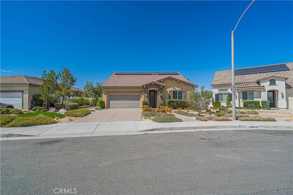 2041 Cork Oak Street, Palmdale, CA 93551 2041 Cork Oak Street, Palmdale, CA 93551