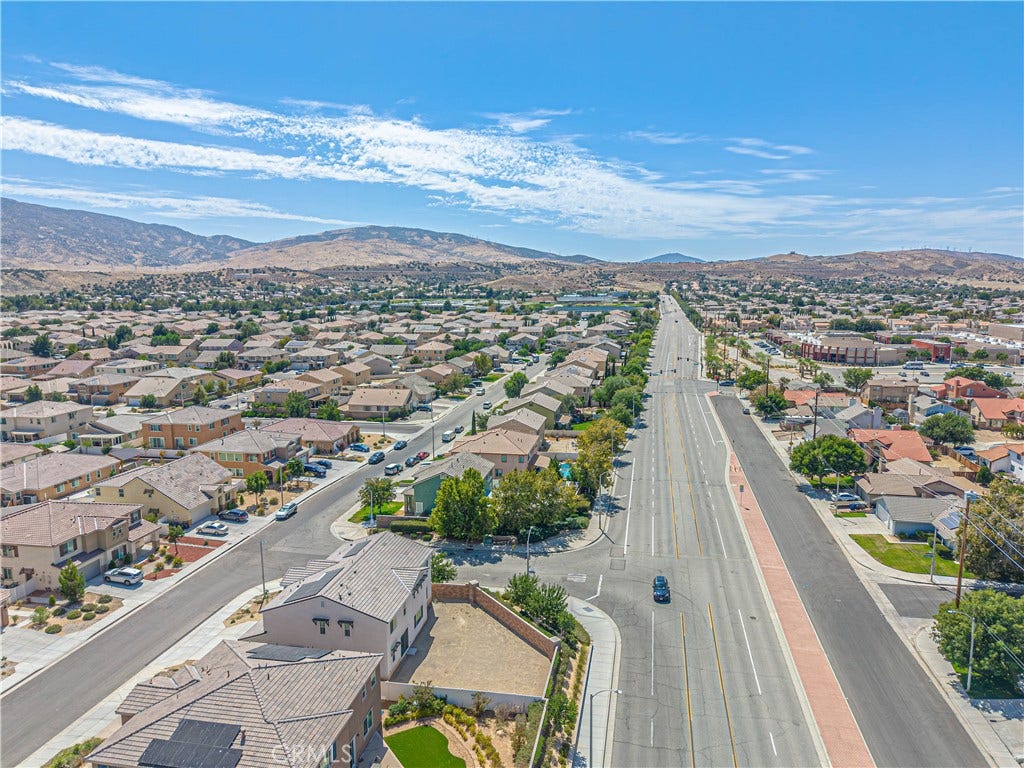 2041 Cork Oak Street, Palmdale, CA 93551 2041 Cork Oak Street, Palmdale, CA 93551