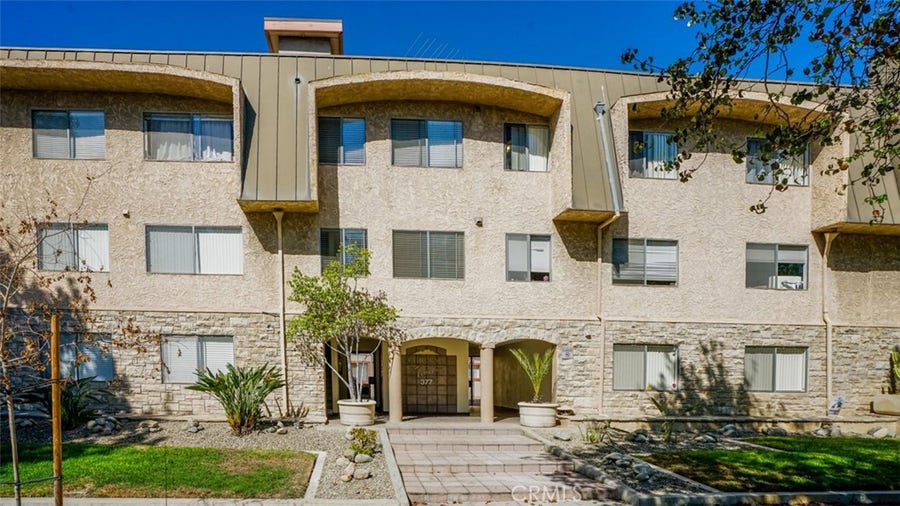 Property photo for 377 W California Avenue, #27, Glendale, CA