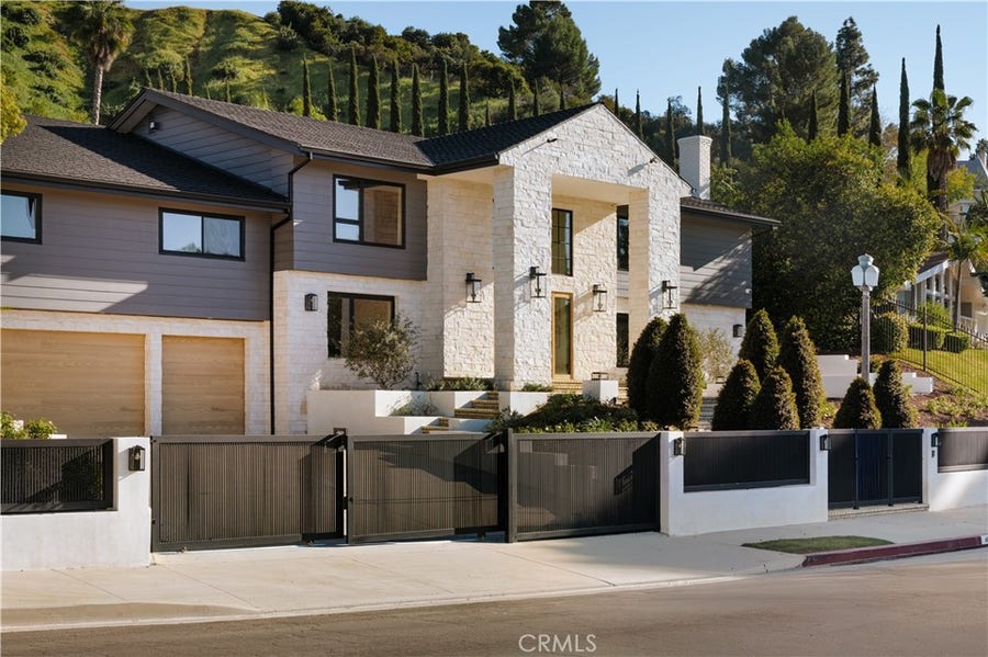 Property photo for 4072 Alonzo Avenue, Encino, CA