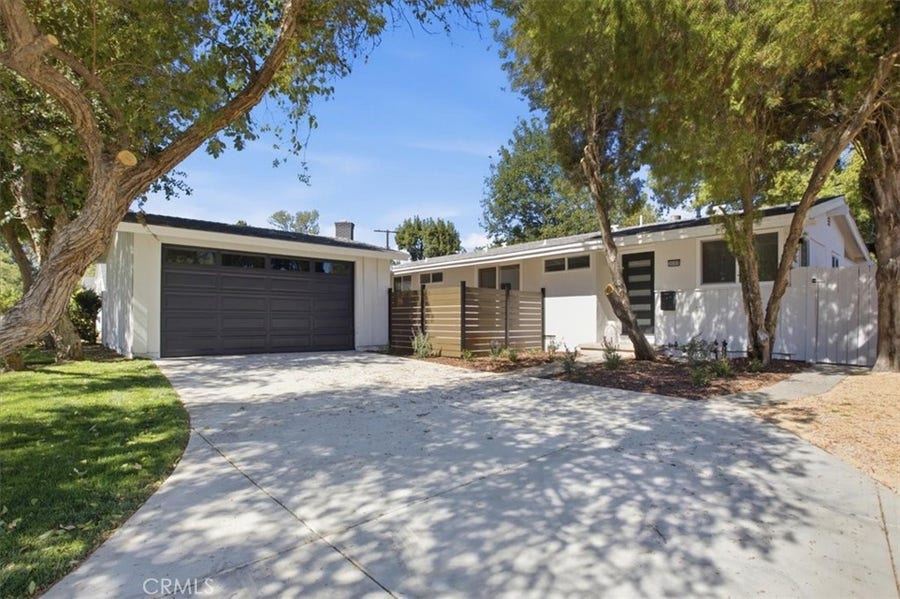 Property photo for 20253 Hamlin St, Winnetka, CA