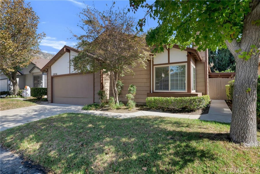 Property photo for 13936 Olive Grove Lane, Sylmar, CA