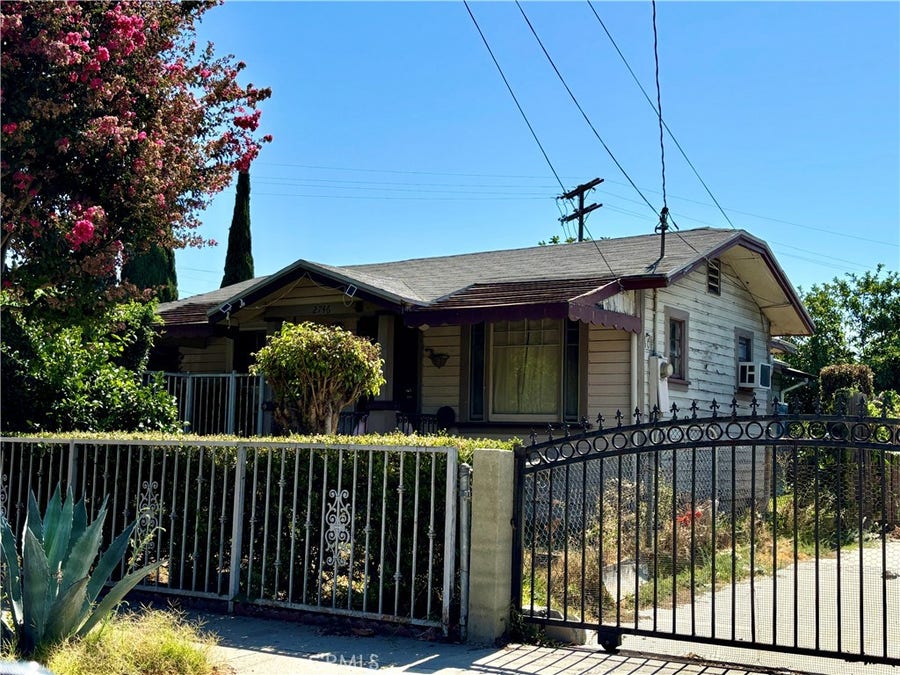 Property photo for 2746 Benedict, Los Angeles, CA