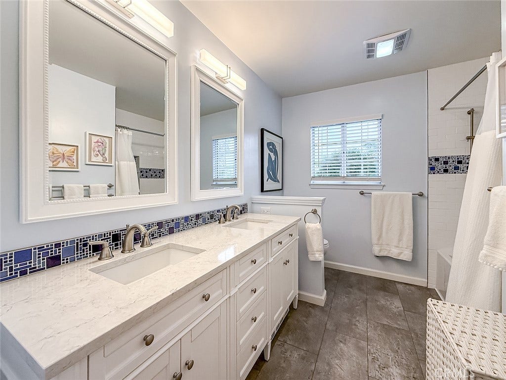 17512 Superior Street, Northridge, CA 91325 17512 Superior Street, Northridge, CA 91325