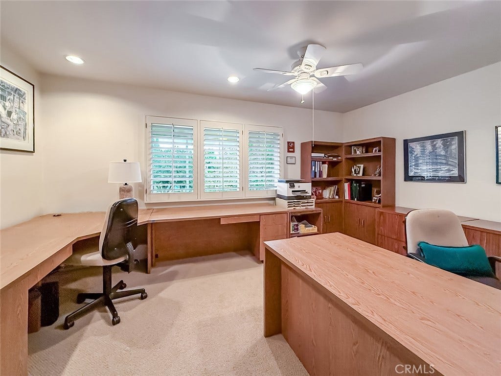 17512 Superior Street, Northridge, CA 91325 17512 Superior Street, Northridge, CA 91325