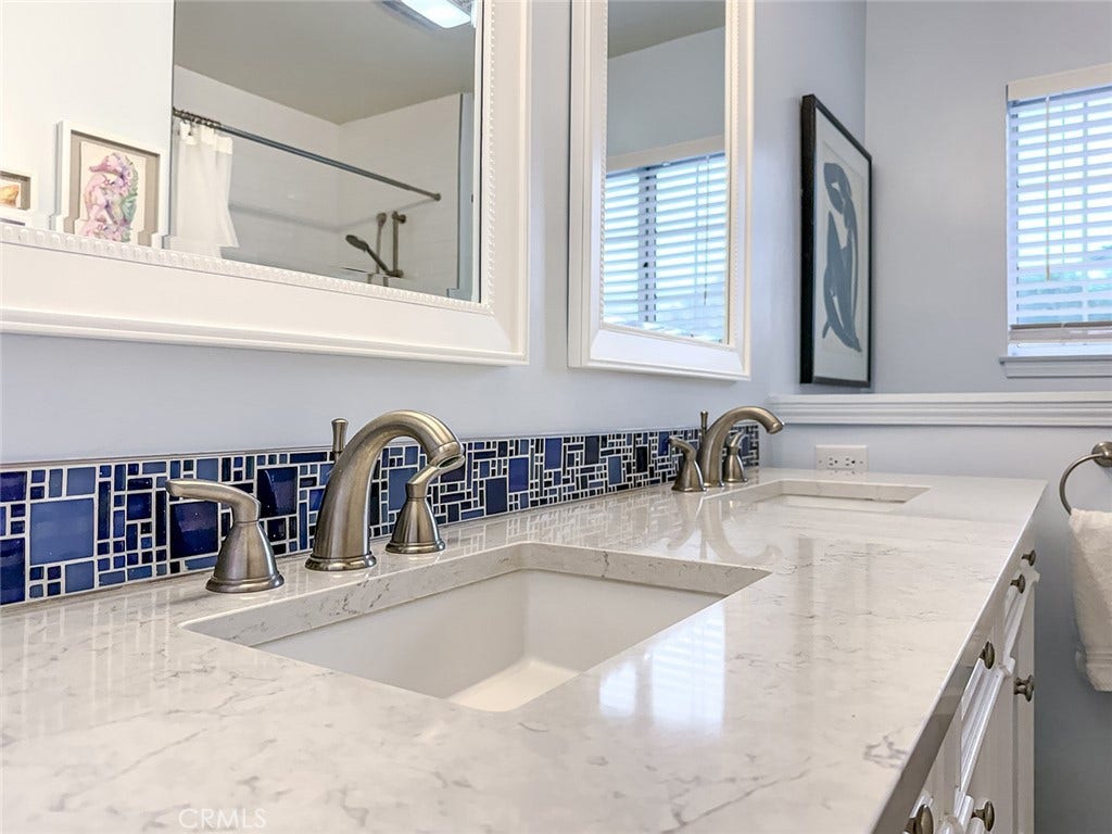 17512 Superior Street, Northridge, CA 91325 17512 Superior Street, Northridge, CA 91325