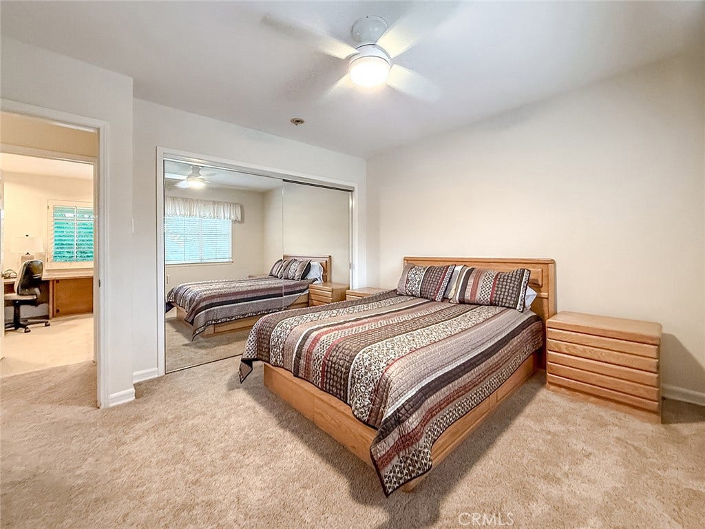 17512 Superior Street, Northridge, CA 91325 17512 Superior Street, Northridge, CA 91325