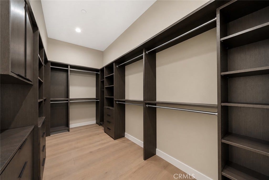 17646 Stare Street, Northridge, CA 91325 17646 Stare Street, Northridge, CA 91325