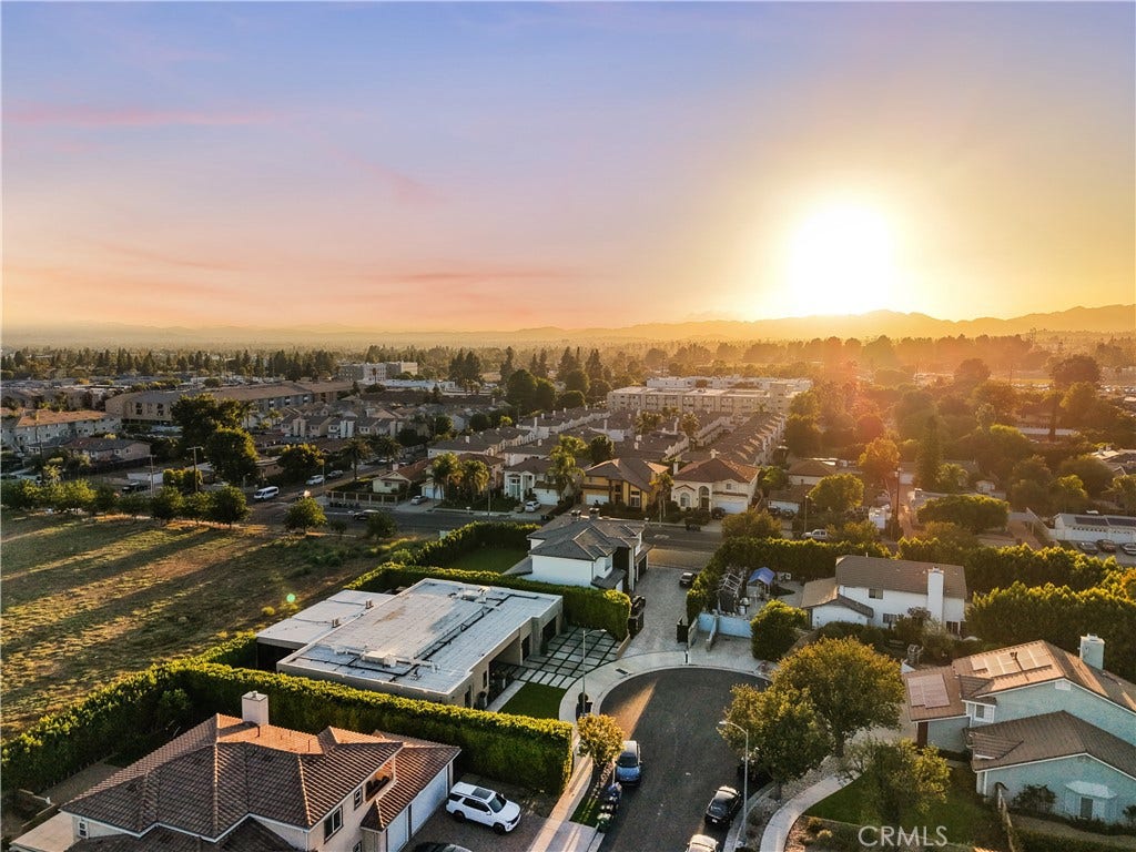 17646 Stare Street, Northridge, CA 91325 17646 Stare Street, Northridge, CA 91325