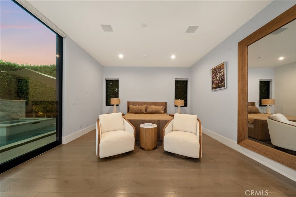 17646 Stare Street, Northridge, CA 91325 17646 Stare Street, Northridge, CA 91325
