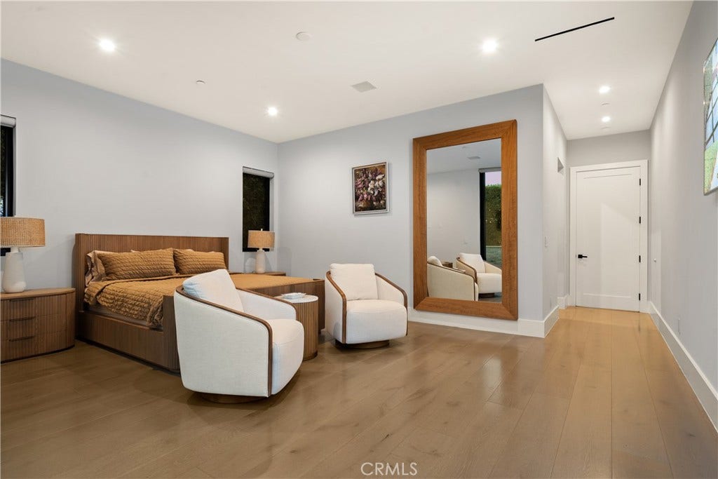 17646 Stare Street, Northridge, CA 91325 17646 Stare Street, Northridge, CA 91325