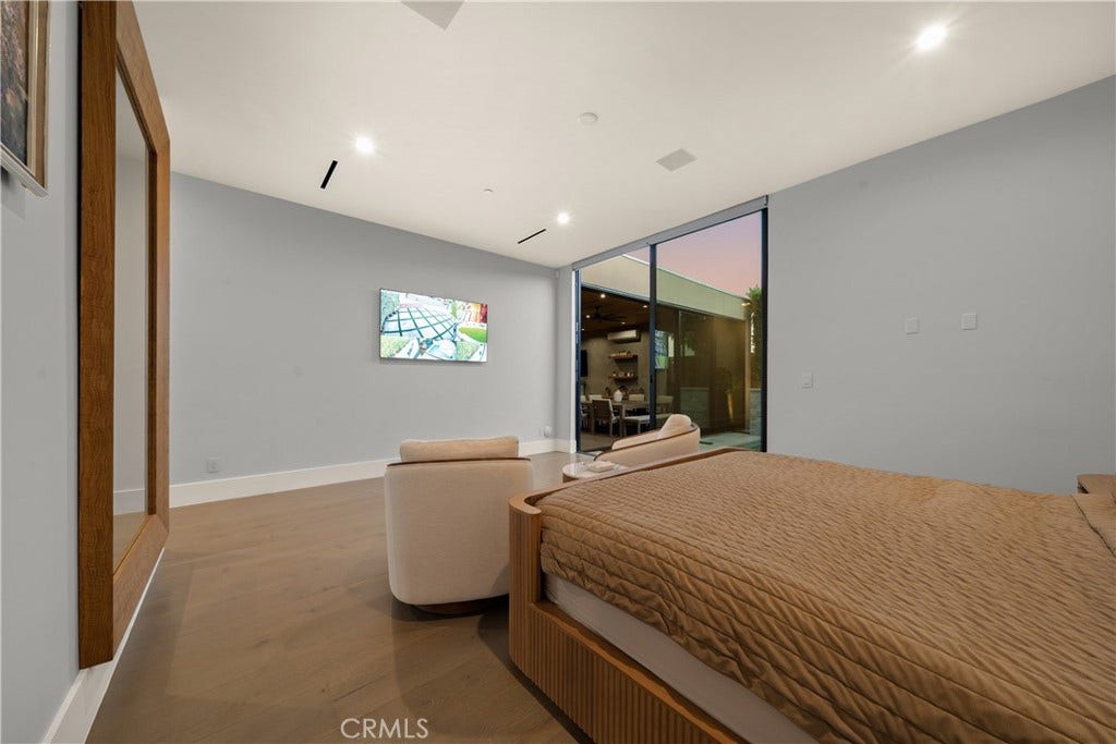 17646 Stare Street, Northridge, CA 91325 17646 Stare Street, Northridge, CA 91325