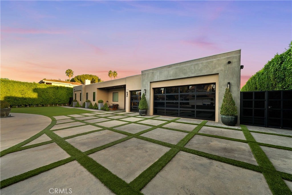 17646 Stare Street, Northridge, CA 91325 17646 Stare Street, Northridge, CA 91325