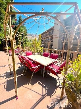 100 Cliff Drive, #3, Laguna Beach, CA 92651 100 Cliff Drive, #3, Laguna Beach, CA 92651