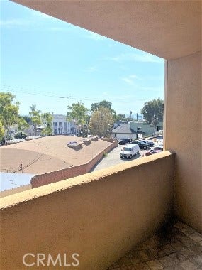 100 Cliff Drive, #3, Laguna Beach, CA 92651 100 Cliff Drive, #3, Laguna Beach, CA 92651
