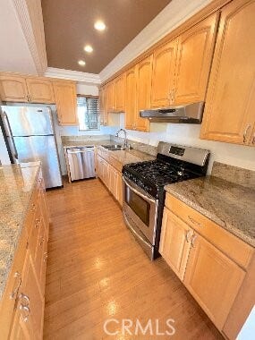 100 Cliff Drive, #3, Laguna Beach, CA 92651 100 Cliff Drive, #3, Laguna Beach, CA 92651