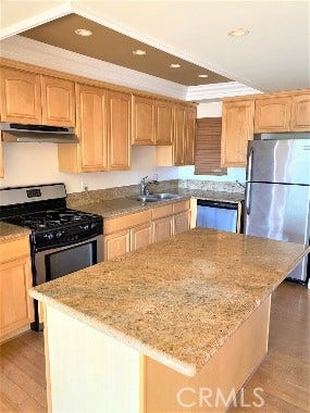 100 Cliff Drive, #3, Laguna Beach, CA 92651 100 Cliff Drive, #3, Laguna Beach, CA 92651