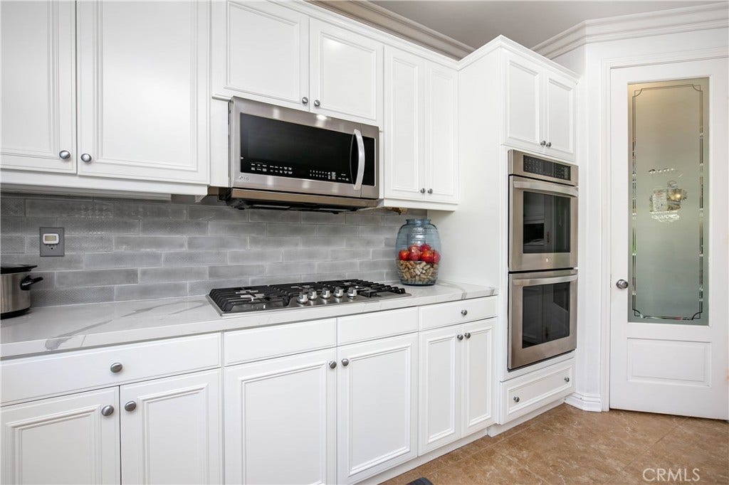 22211 Celestial, Saugus, CA 91390 22211 Celestial, Saugus, CA 91390