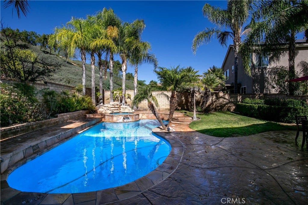 22211 Celestial, Saugus, CA 91390 22211 Celestial, Saugus, CA 91390
