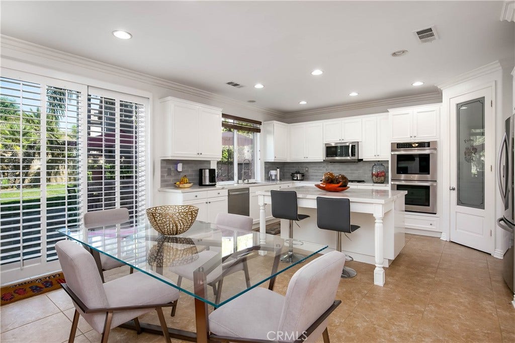 22211 Celestial, Saugus, CA 91390 22211 Celestial, Saugus, CA 91390