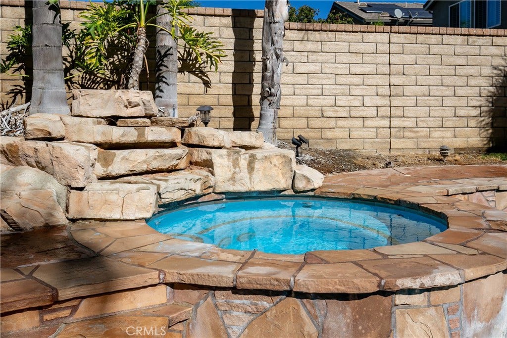 22211 Celestial, Saugus, CA 91390 22211 Celestial, Saugus, CA 91390