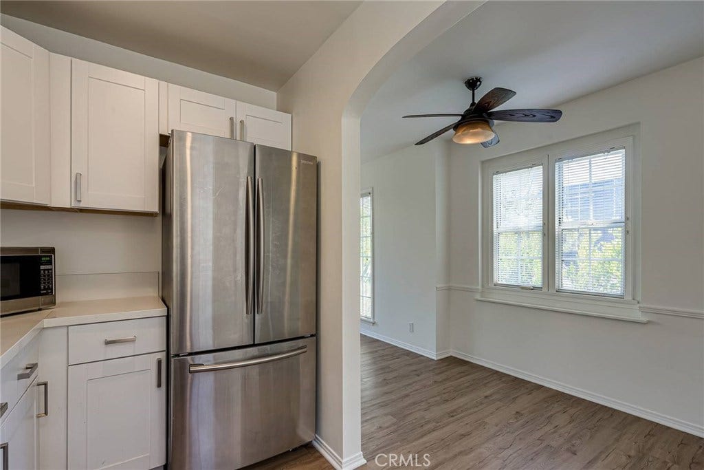 313 Venice Way, Venice, CA 90291