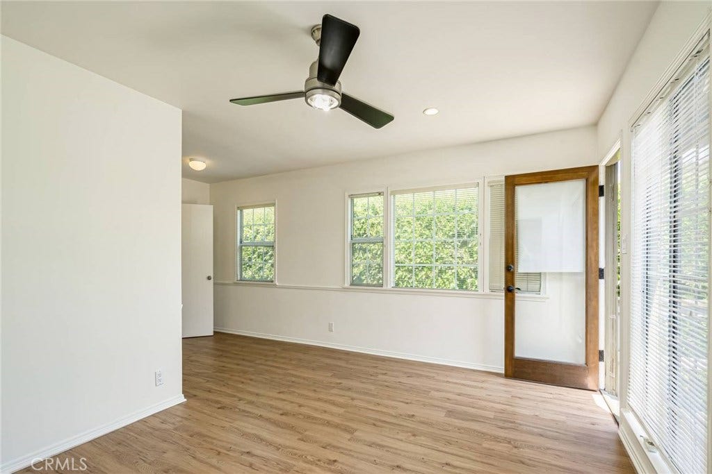 313 Venice Way, Venice, CA 90291