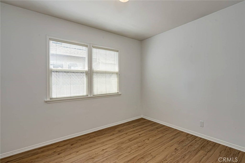 313 Venice Way, Venice, CA 90291