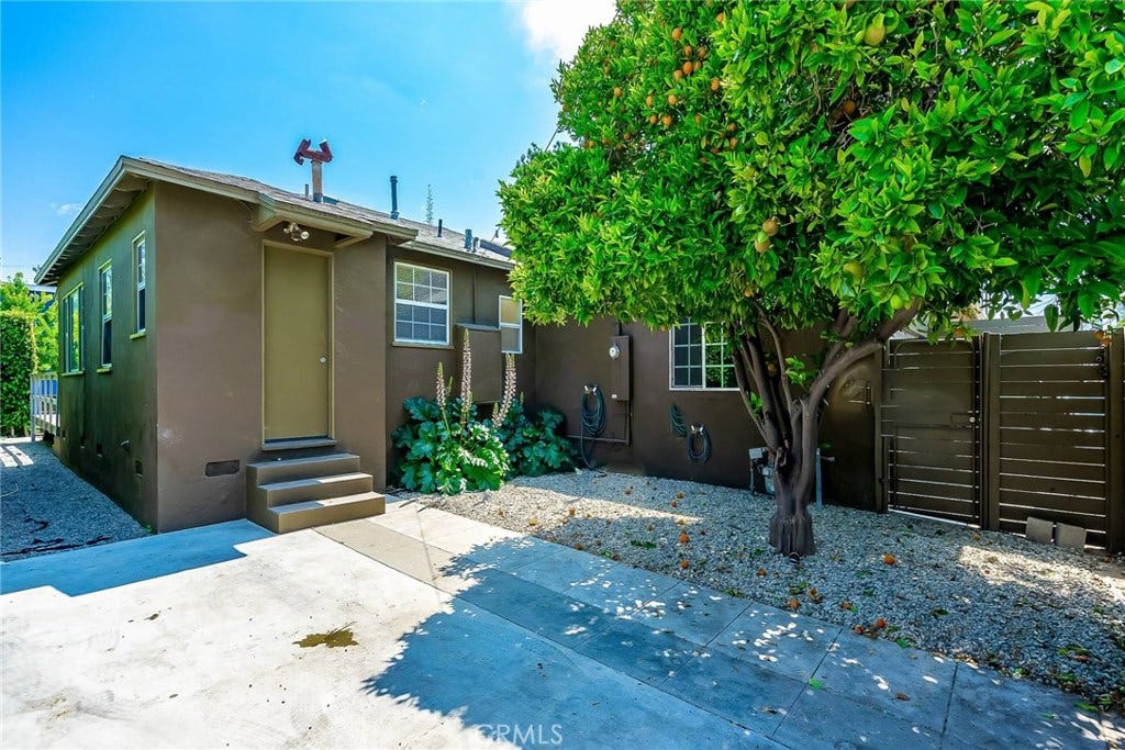 313 Venice Way, Venice, CA 90291