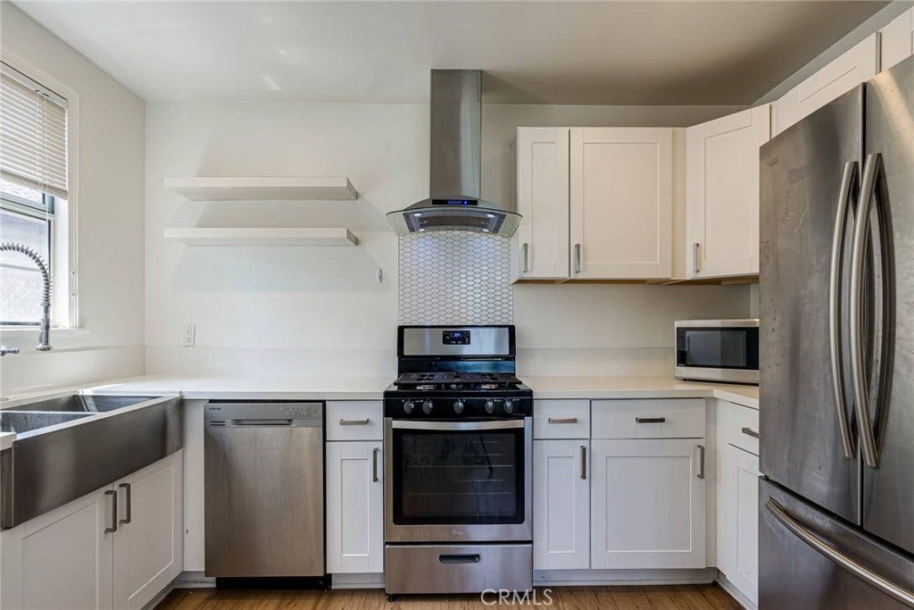 313 Venice Way, Venice, CA 90291