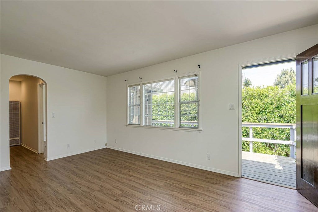 313 Venice Way, Venice, CA 90291