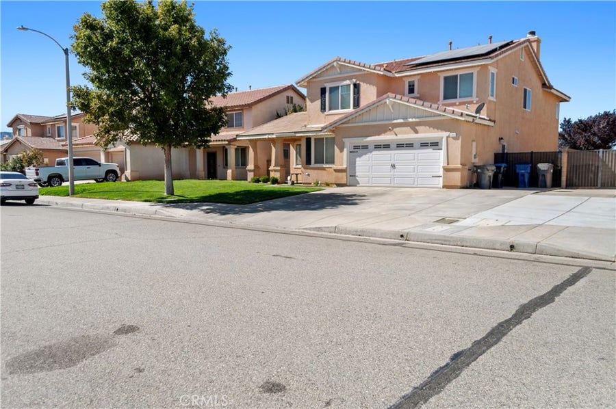 Property photo for 43921 Freer Way, Lancaster, CA