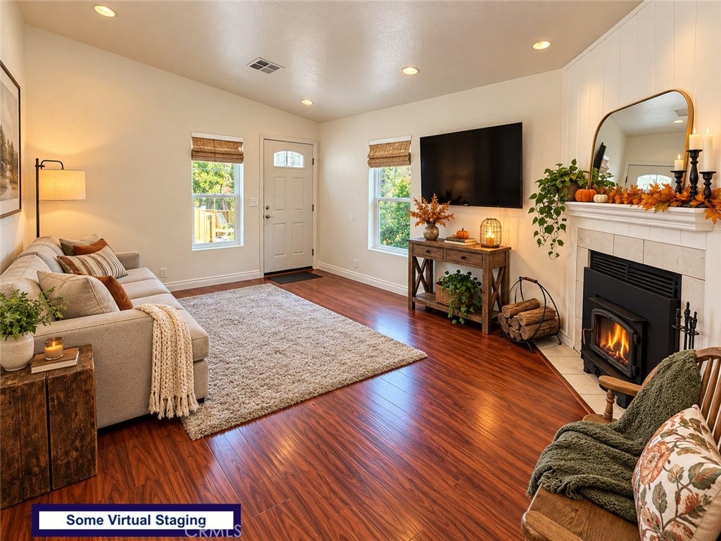 284 Heavenly Valley, Newbury Park, CA 91320 Current Living Room view