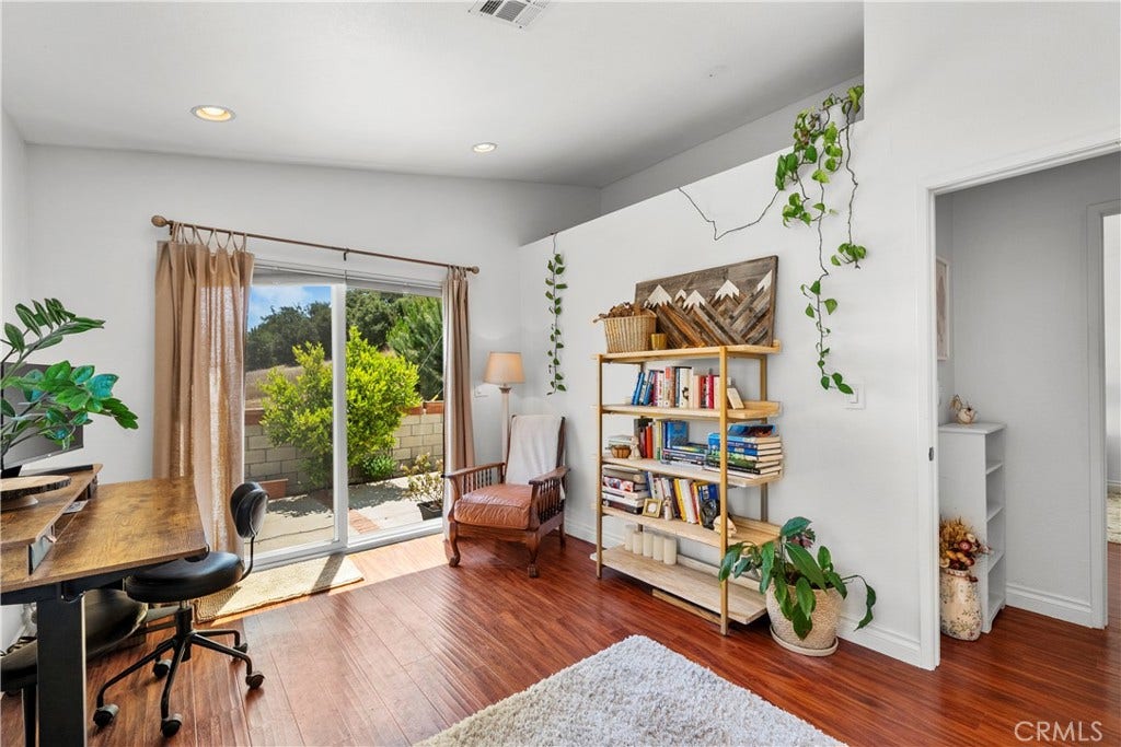 284 Heavenly Valley, Newbury Park, CA 91320 Bedroom 3 is currently an officer