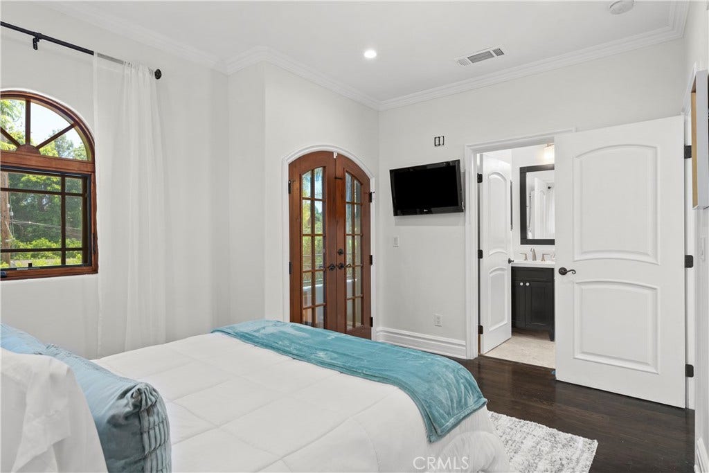 15014 Valleyheart, Sherman Oaks, CA 91403 15014 Valleyheart, Sherman Oaks, CA 91403