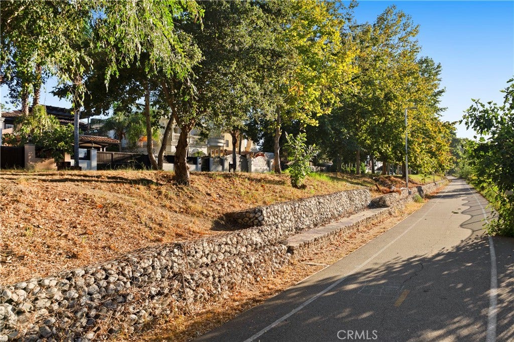 15014 Valleyheart, Sherman Oaks, CA 91403 15014 Valleyheart, Sherman Oaks, CA 91403