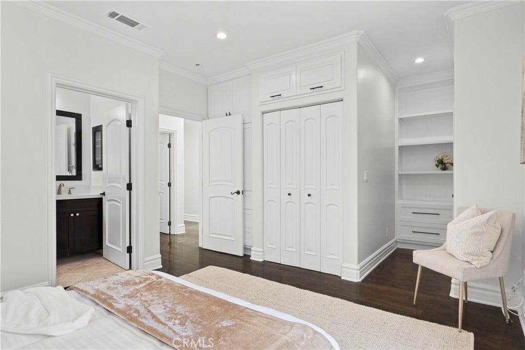 15014 Valleyheart, Sherman Oaks, CA 91403 15014 Valleyheart, Sherman Oaks, CA 91403