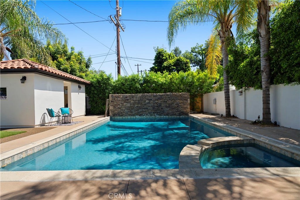 15014 Valleyheart, Sherman Oaks, CA 91403 15014 Valleyheart, Sherman Oaks, CA 91403