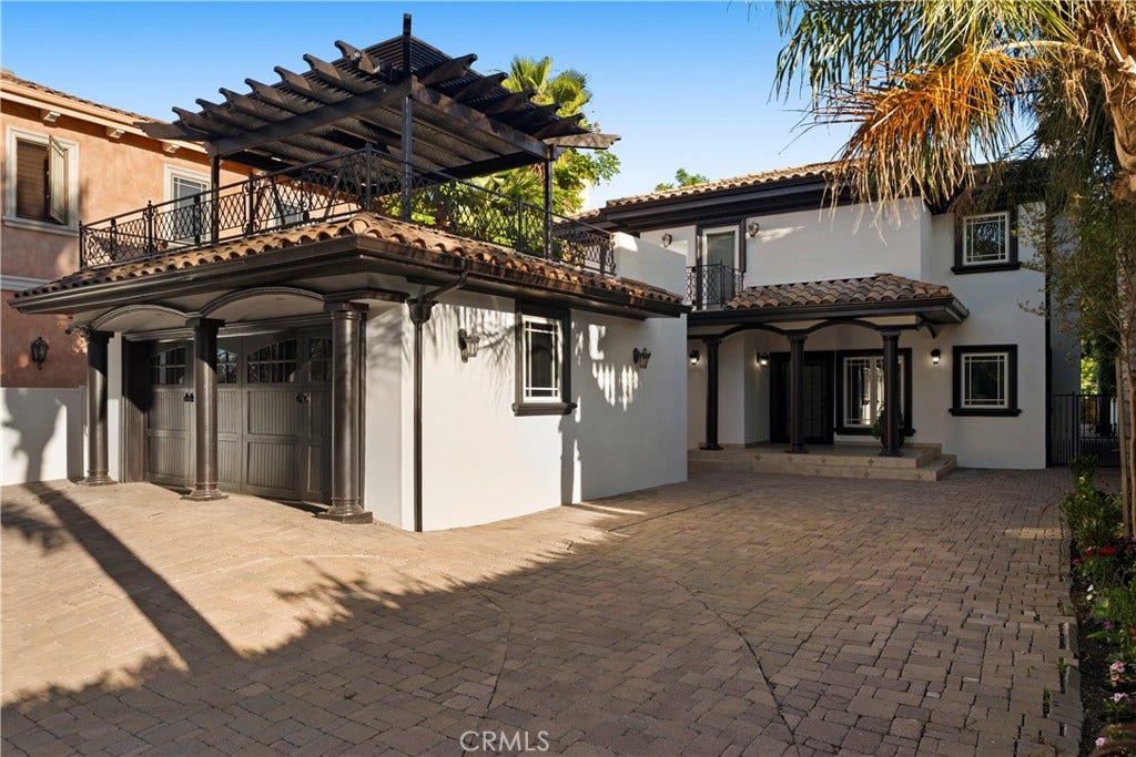 15014 Valleyheart, Sherman Oaks, CA 91403 15014 Valleyheart, Sherman Oaks, CA 91403