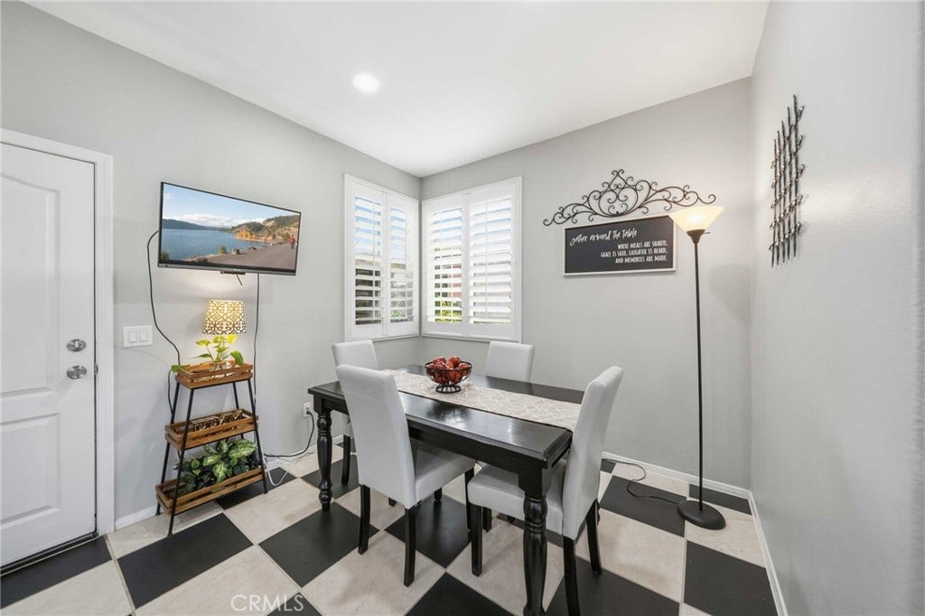 3253 Vahn Lane, Lancaster, CA 93536 3253 Vahn Lane, Lancaster, CA 93536