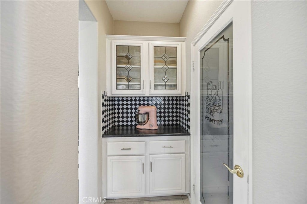 3253 Vahn Lane, Lancaster, CA 93536 3253 Vahn Lane, Lancaster, CA 93536
