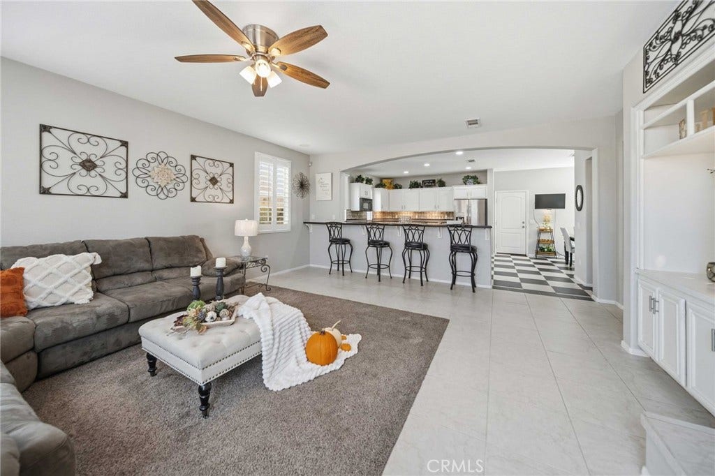 3253 Vahn Lane, Lancaster, CA 93536 3253 Vahn Lane, Lancaster, CA 93536