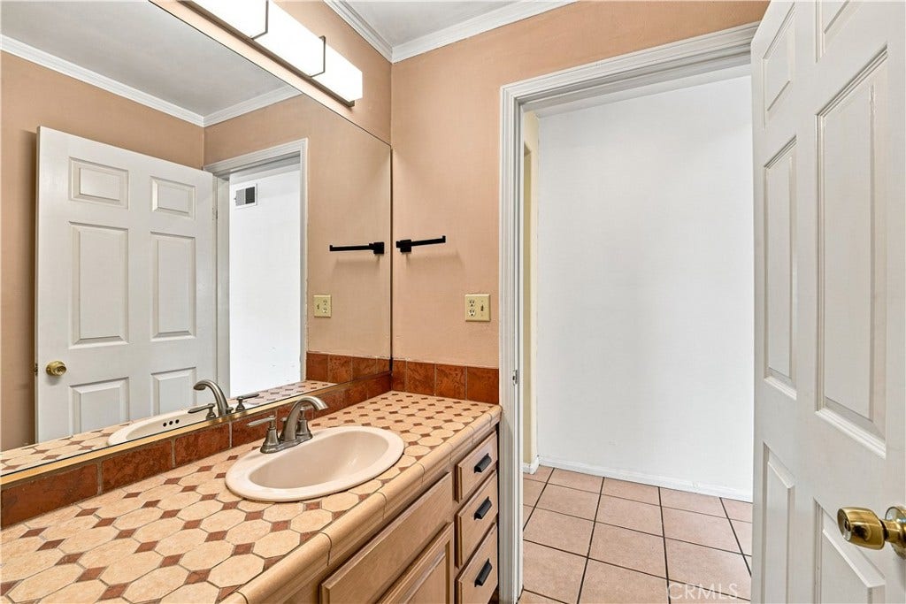 7436 Bobbyboyar Avenue, West Hills, CA 91307 7436 Bobbyboyar Avenue, West Hills, CA 91307