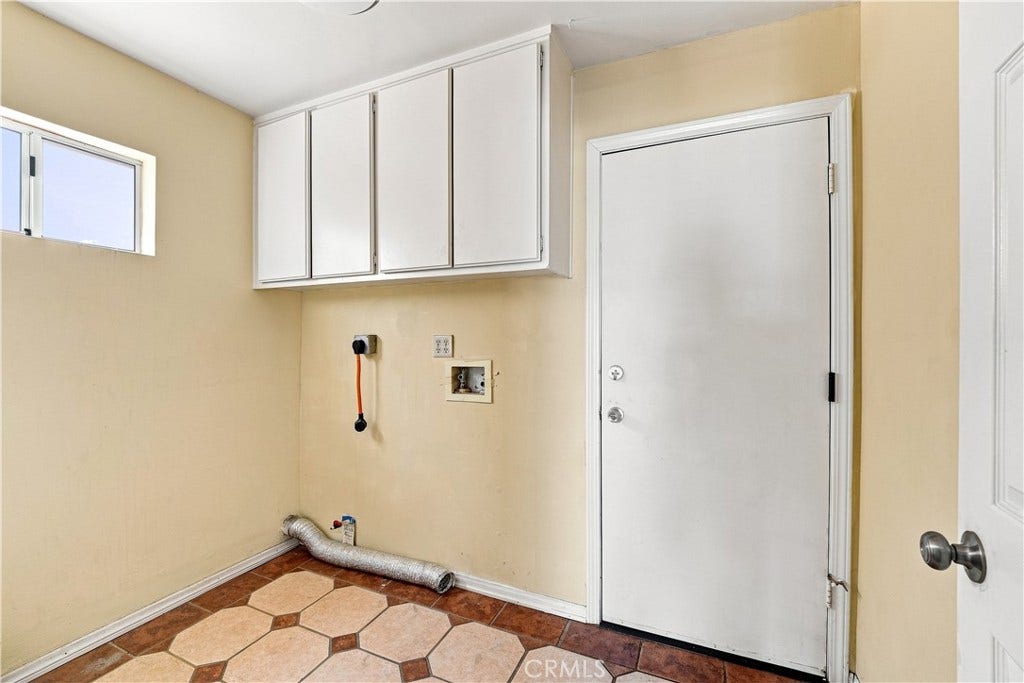 7436 Bobbyboyar Avenue, West Hills, CA 91307 7436 Bobbyboyar Avenue, West Hills, CA 91307