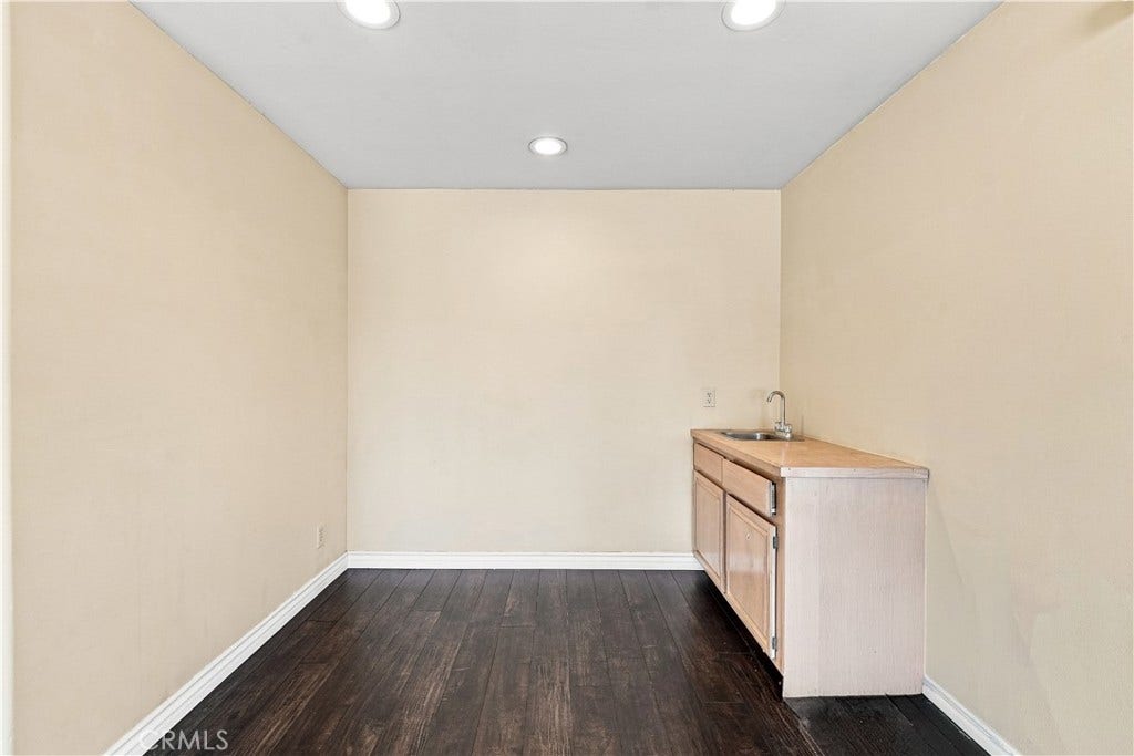 7436 Bobbyboyar Avenue, West Hills, CA 91307 7436 Bobbyboyar Avenue, West Hills, CA 91307