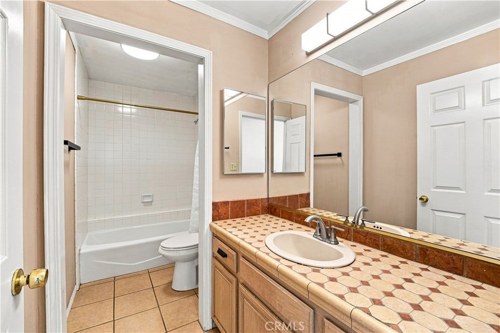 7436 Bobbyboyar Avenue, West Hills, CA 91307 7436 Bobbyboyar Avenue, West Hills, CA 91307