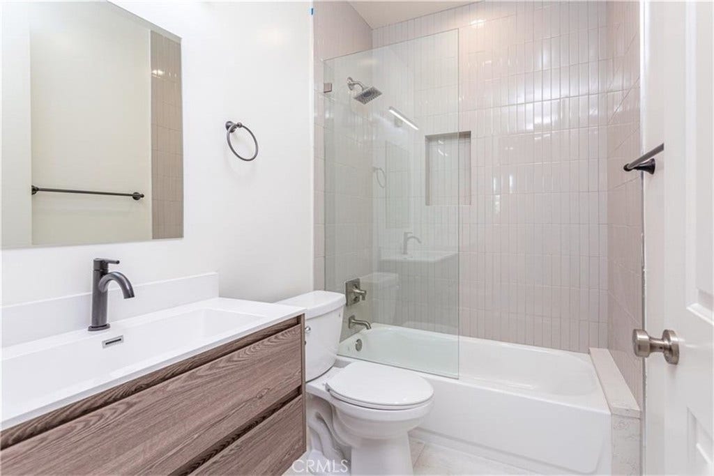 2008 N Rose Street, Burbank, CA 91505 2008 N Rose Street, Burbank, CA 91505