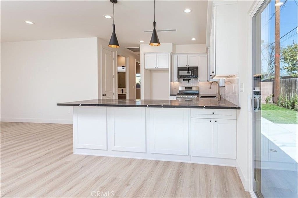 2008 N Rose Street, Burbank, CA 91505 2008 N Rose Street, Burbank, CA 91505