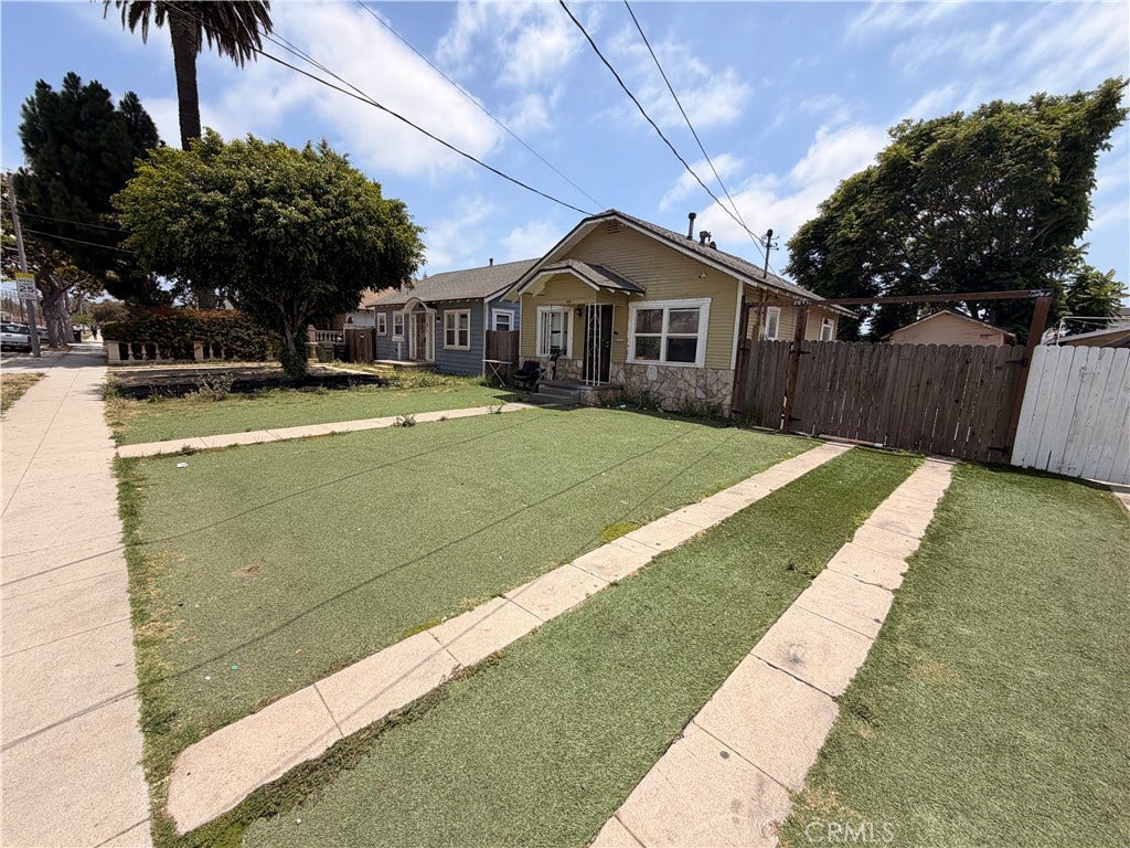 532 W Hillcrest, Inglewood, CA 90301 532 W Hillcrest, Inglewood, CA 90301